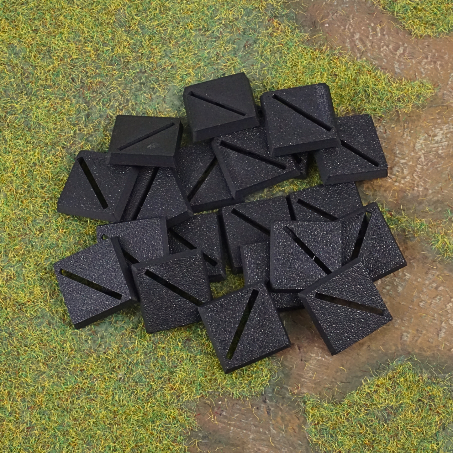 20mm - Slotted Square Bases (20 units)